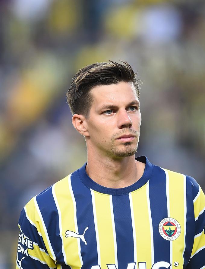 Miha Zajc po zadnji reprezentančni akciji sploh ni več zaigral za Fenerbahče. | Foto: AP / Guliverimage