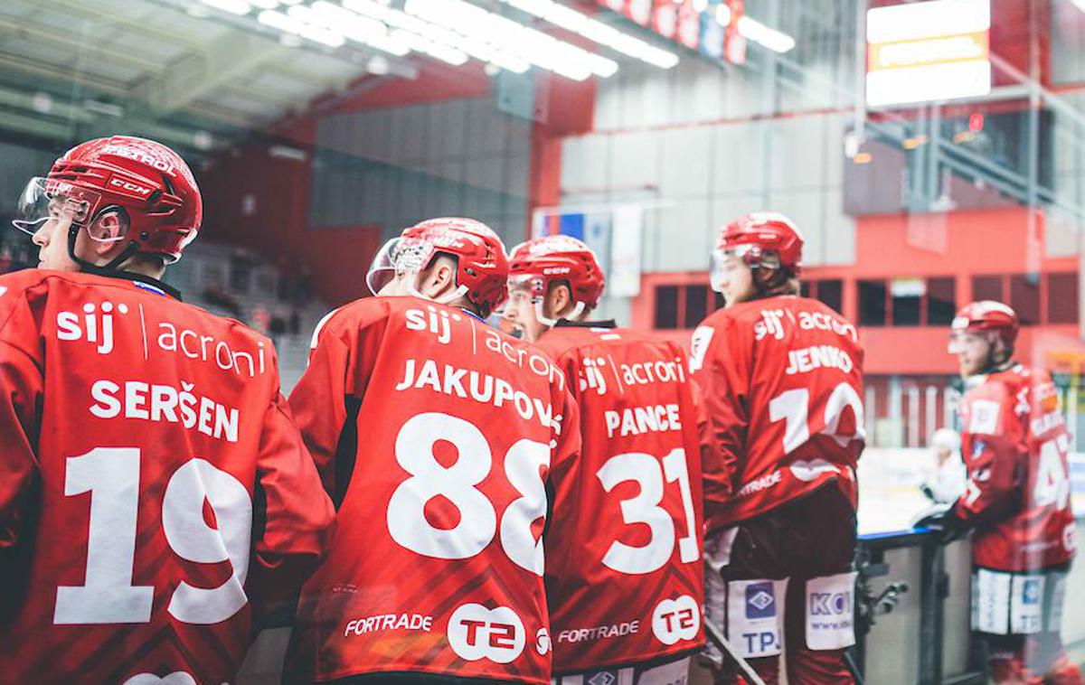 HDD Sij Acroni Jesenice, Jesenice Alpska liga Nik Zupančič | Železarji so prejšnjo sezono končali v finalu, a brez tako želene pike na i, zmage, saj je bil boljši Asiago. | Foto Grega Valančič/Sportida