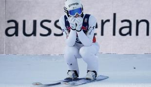 Timiju Zajcu se je zalomilo, svetovni prvak je Stefan Kraft