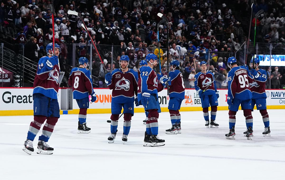 Colorado Tampa NHL | Hokejisti Colorada so napolnili mrežo gostov iz Las Vegasa. | Foto Reuters