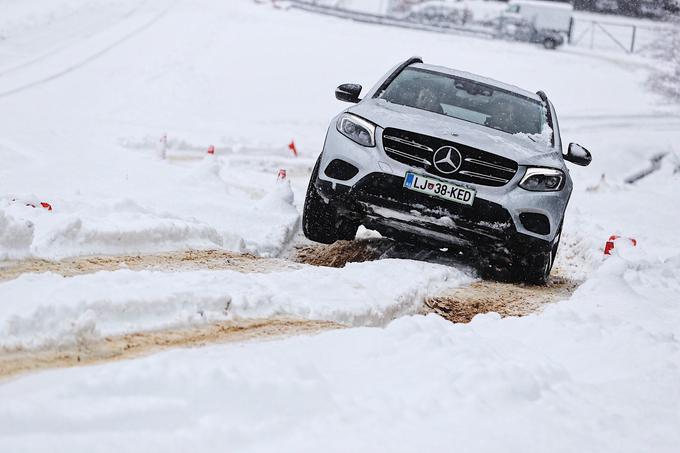 4MATIC zagotavlja, da bodo vaše zimske pustolovščine brez omejitev. Foto: Žiga Intihar | Foto: 