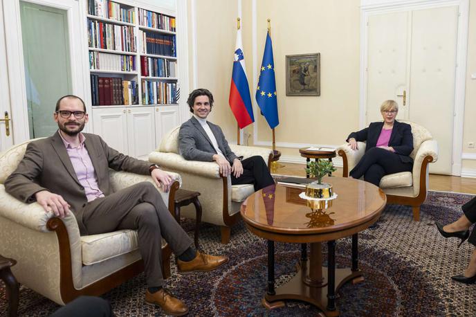 Musar Mesec Vatovec | Sogovorniki so se strinjali, da so tovrstna srečanja dobrodošla in pripomorejo h konstruktivnemu političnemu dialogu.  | Foto STA