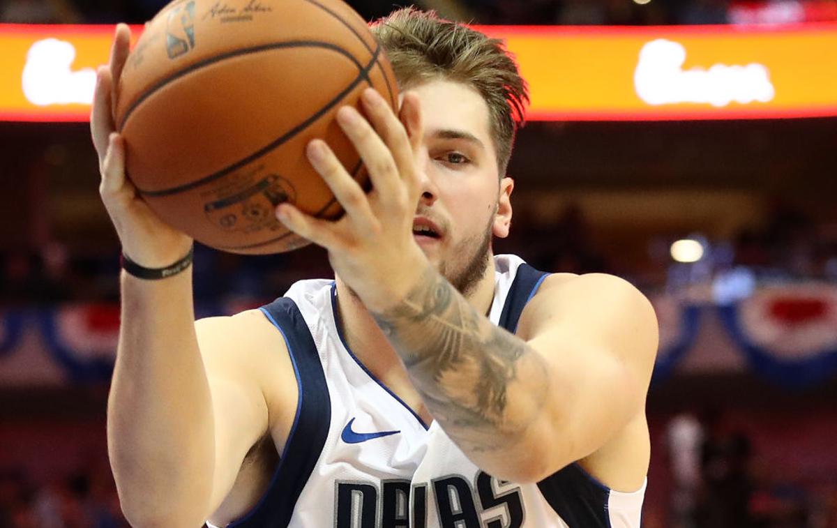 Luka Dončić | Luka Dončić je z Dallasom doživel šesti poraz. | Foto Getty Images