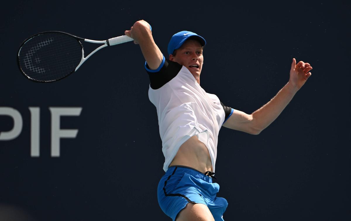 Jannik Sinner | Jannik Sinner se je povzpel na drugo mesto. | Foto Reuters