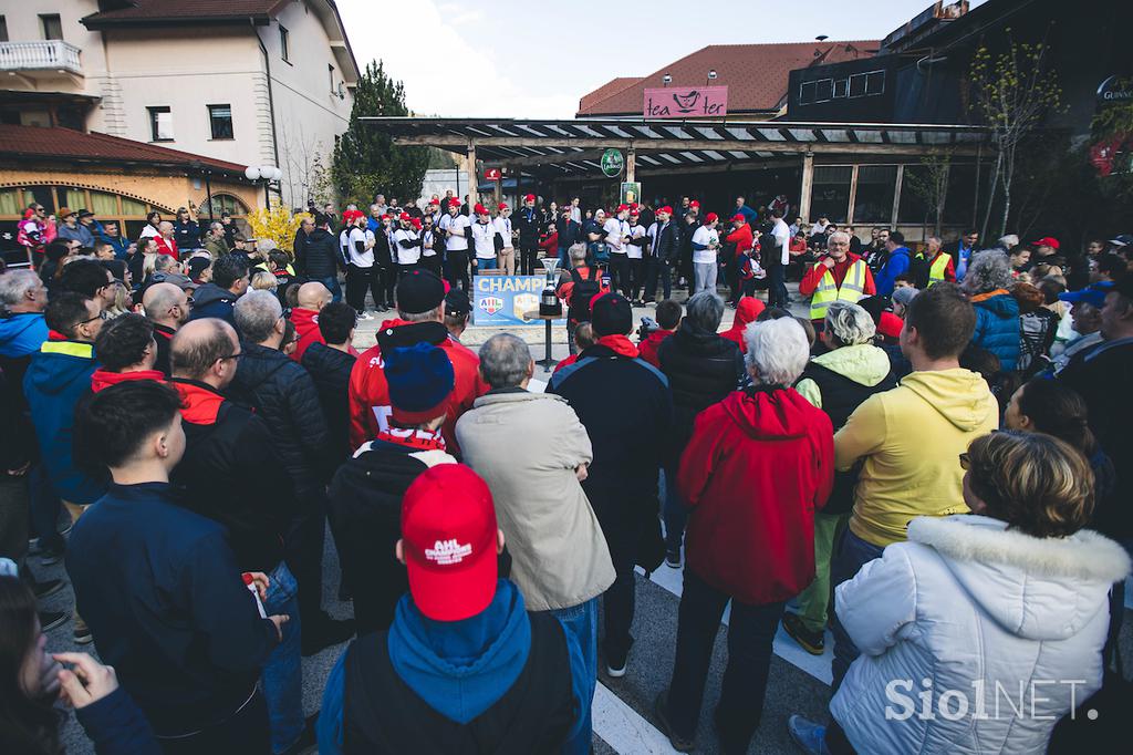 sprejem HDD Sij Acroni Jesenice, Alpska liga, prvaki