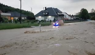 Na Ptuju poplavilo skoraj 300 objektov, gasilci razdelili 600 protipoplavnih vreč