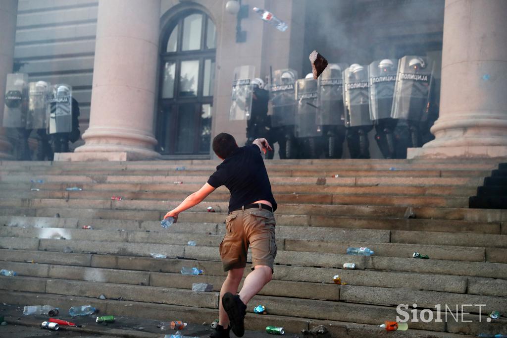 Protesti v Beogradu