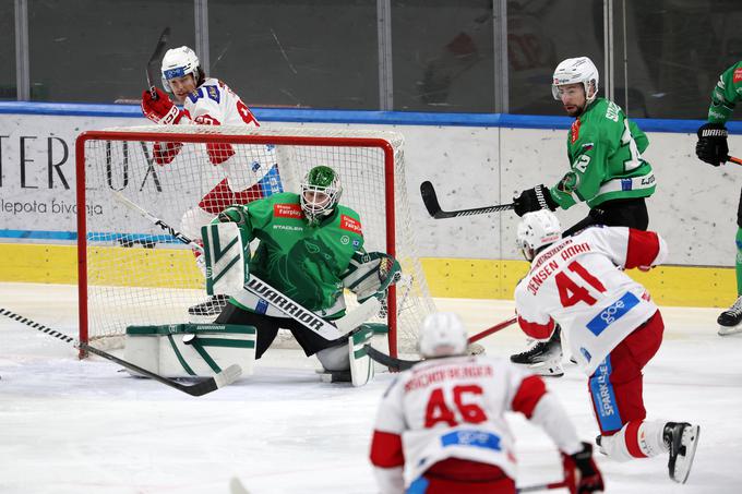 "Menim, da je Olimpija predvsem po zaslugi dobrega vratarja zmagala. Pred koncem leta pridemo sem še enkrat, upam, da bo takrat rezultat boljši." | Foto: www.alesfevzer.com