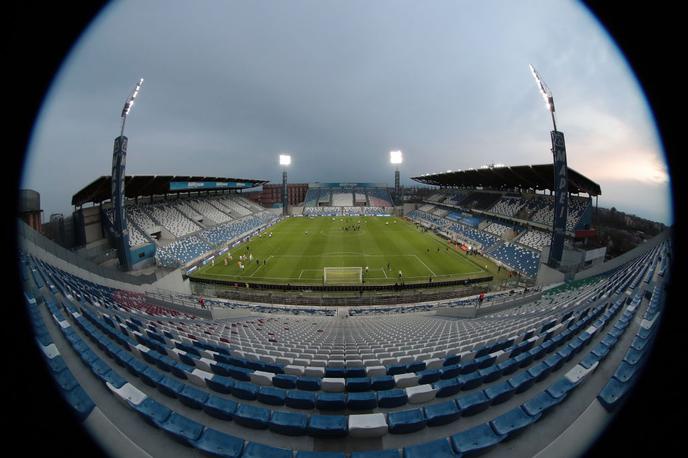 seria a | Tekme v italijanski serie A naj bi se nadaljevale čez tri ali štiri tedne. Vse tekme bodo odigrane pred praznimi tribunami. | Foto Getty Images