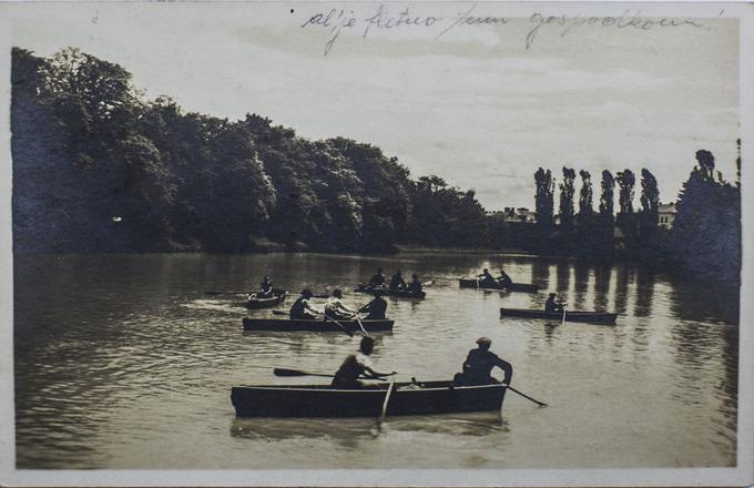 Leto 1926, obodbje med obema vojnama.
 | Foto: Arhiv zbiratelja razglednic Zmago Tančiča