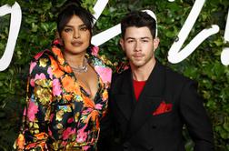 Nick Jonas in Priyanka Chopra sta postala starša