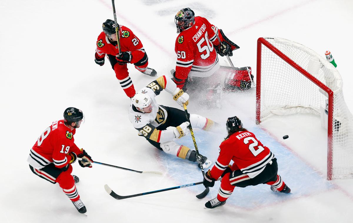 Chicago Blackhawks - Vegas Golden Knights | Chicagu je po treh porazih v končnici le uspelo zmagati in se izogniti vegaški metli. | Foto Guliver/Getty Images