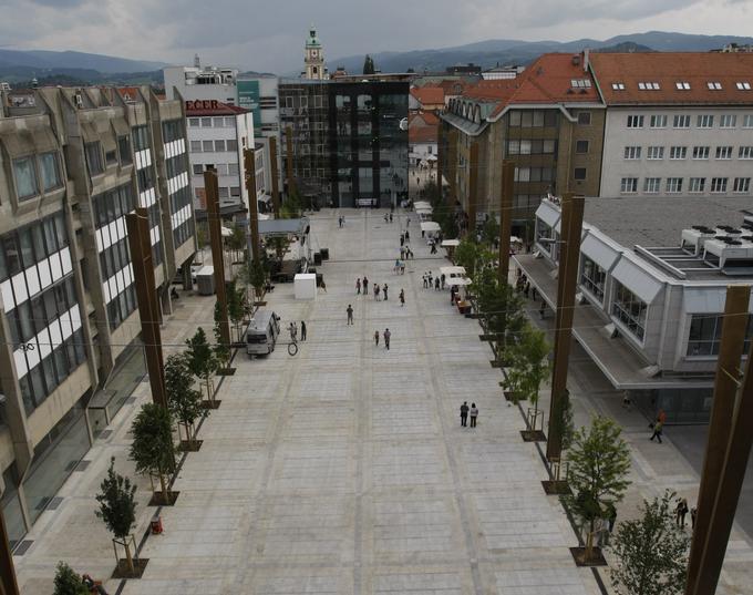 V štajerski prestolnici novogradenj praktično ni, je pa kar nekaj nasedlih projektov in potencialnih lokacij za stanovanjsko gradnjo. | Foto: Marko Vanovšek