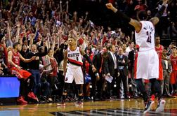 Takole je Lillard z noro trojko pokopal Houston (video)