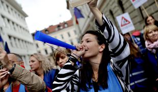 Šolniki na ulicah: To je zadnje opozorilo pred konfliktom #foto #video