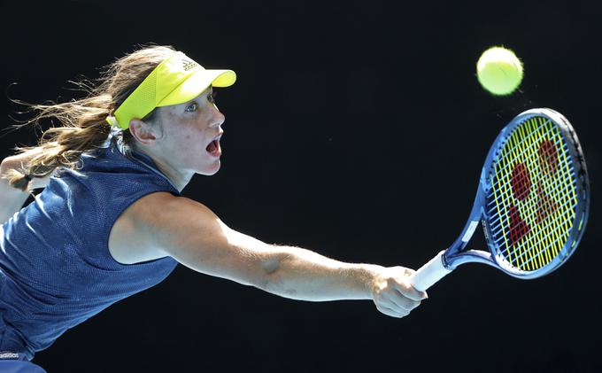 Kaja Juvan je proti tekmici iz Kanade osvojila sedem iger. | Foto: Guliverimage/Vladimir Fedorenko