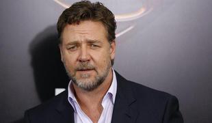 Russell Crowe bo prvič režiral