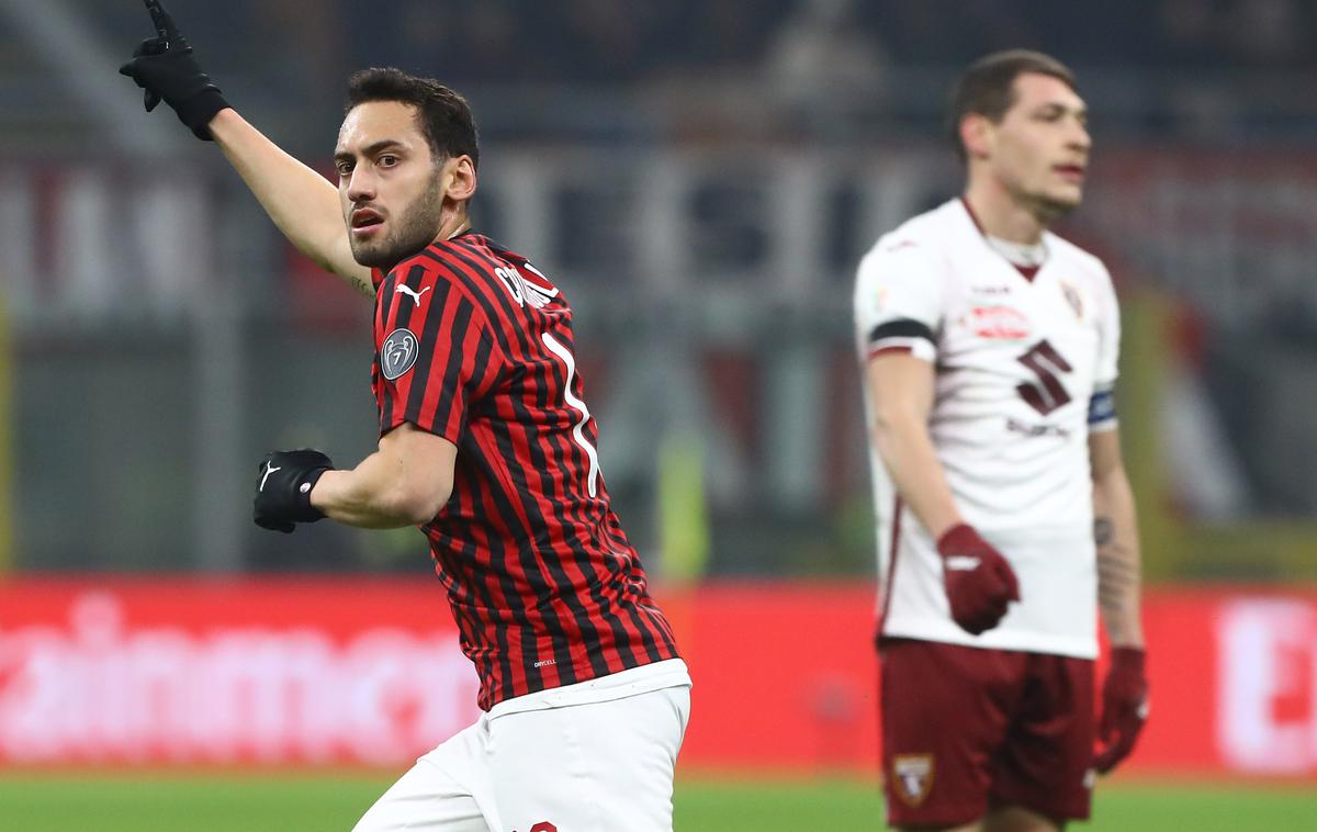 Hakan Calhanoglu | Calhanoglu bo v novi sezoni igral za Inter. | Foto Getty Images