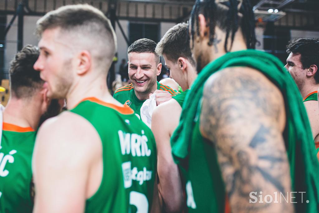 Helios Suns : Cedevita Olimpija