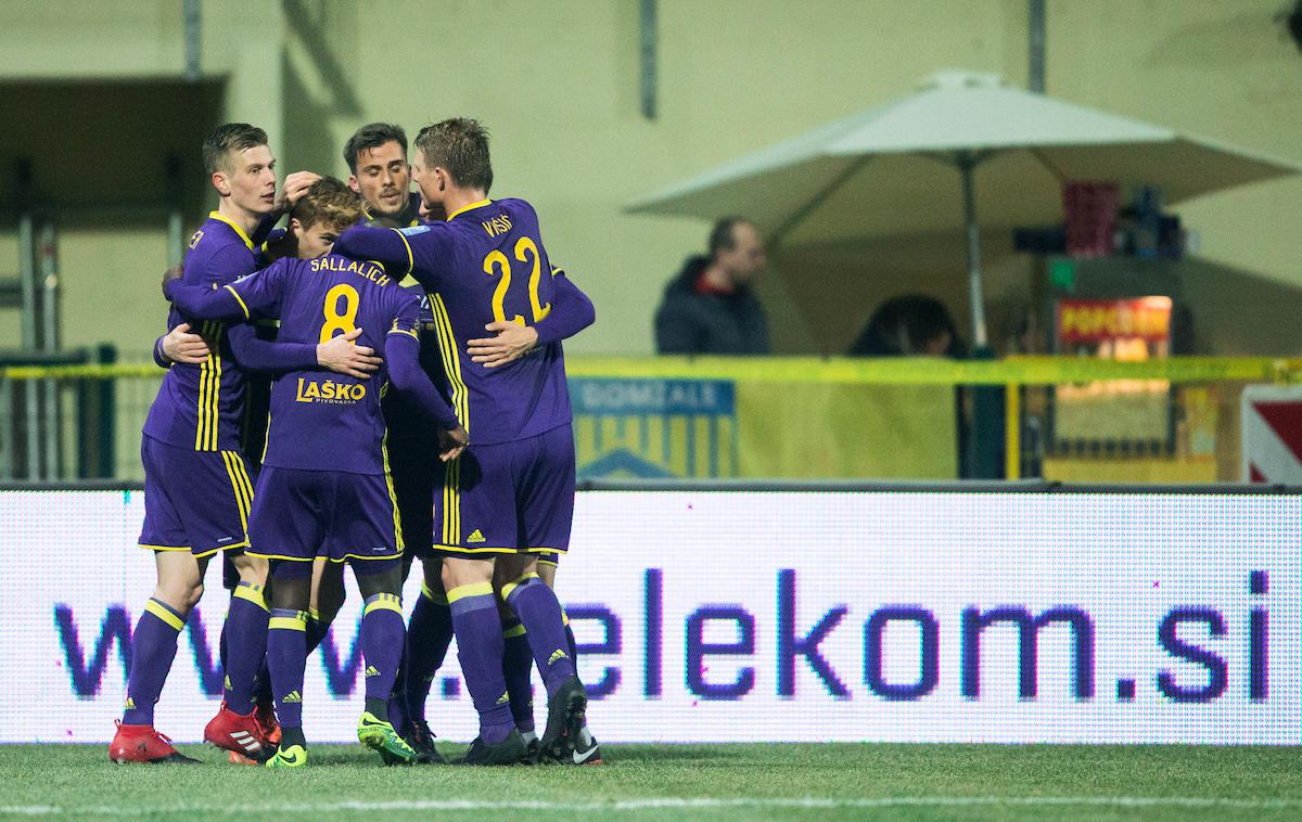 NK Domžale NK Maribor | Foto Vid Ponikvar