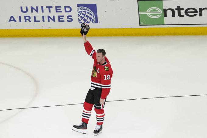 Dolgoletni kapetan Chicago Blackhawks Jonatahan Toews je odigral še zadnjo tekmo v dresu Chicaga, katerega član je bil od leta 2007. | Foto: Guliverimage/Vladimir Fedorenko