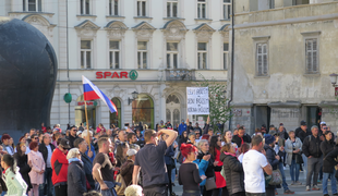 Policija opozarja pred morebitnimi shodi in protesti