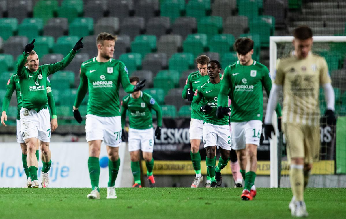 Olimpija Mura | Olimpija tokrat prvič letos ni zmagala, a je vseeno povišala prednost pred Mariborom na vrhu lestvice. | Foto Vid Ponikvar