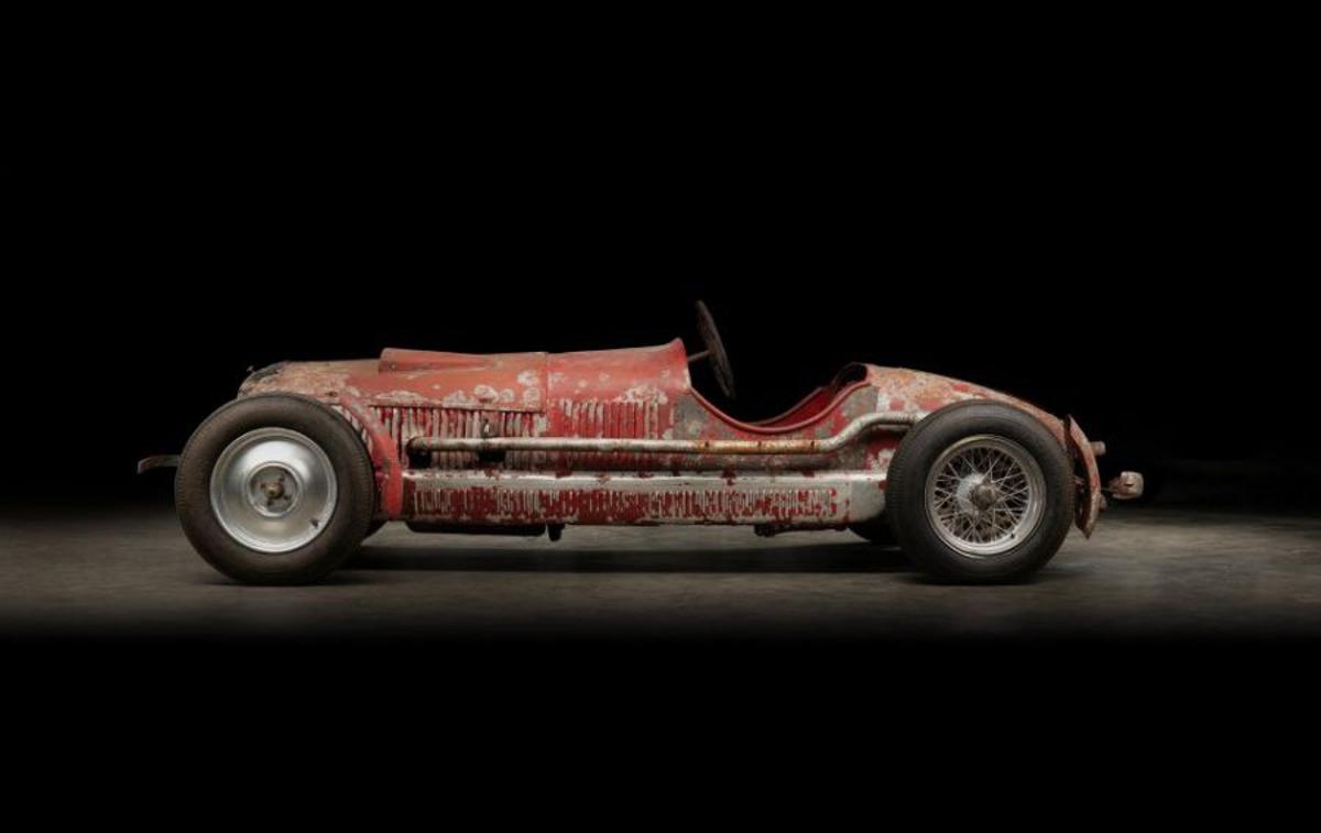 Alfa romeo 6C 1750 SS Mussolini | Nekdanja Mussolinijeva alfa romeo je bila nato tudi v ZDA, danes pa se nahaja v Angliji. Tam jo bo poskušala družba Thornley Kelham obnoviti in ji vrniti nekdanji sijaj.  | Foto Thornley Kelham