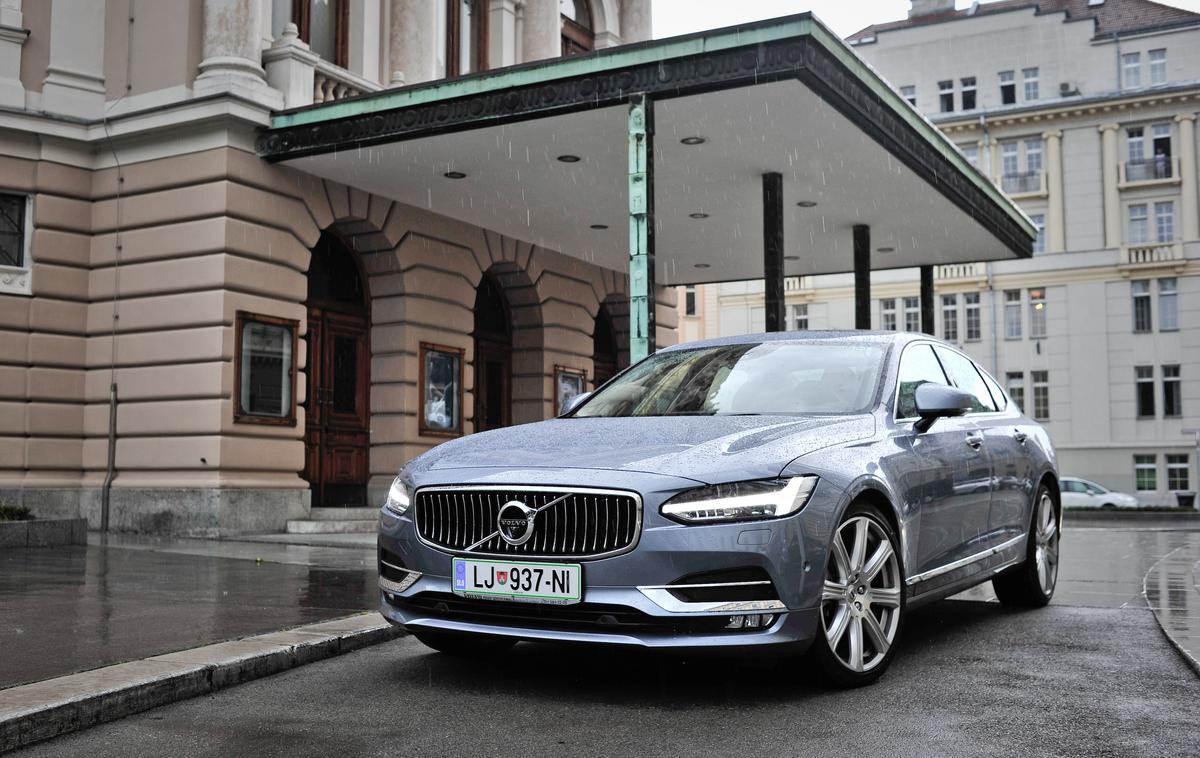 Volvo S90 - test nove generacije švedske limuzine | Foto Ciril Komotar