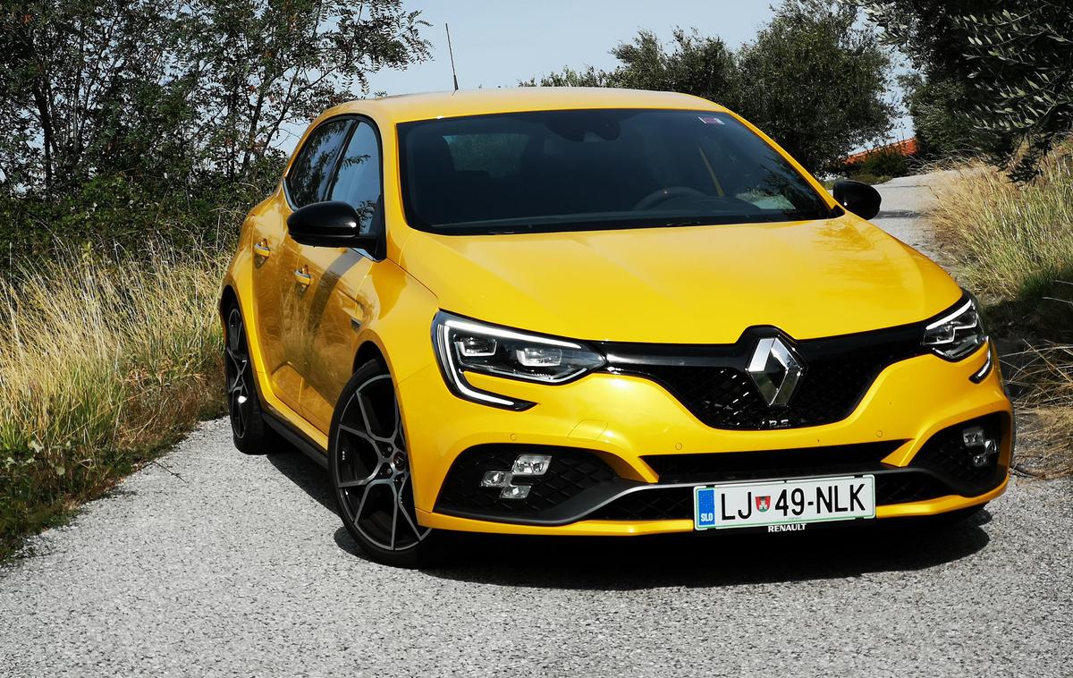 Renault megane RS | Športna različica RS se je pri renault cliu že poslovila, ima pa jo še renault megane. | Foto Gregor Pavšič