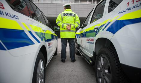 Noreli z avti po ljubljanski garažni hiši in se posmehovali policiji #video