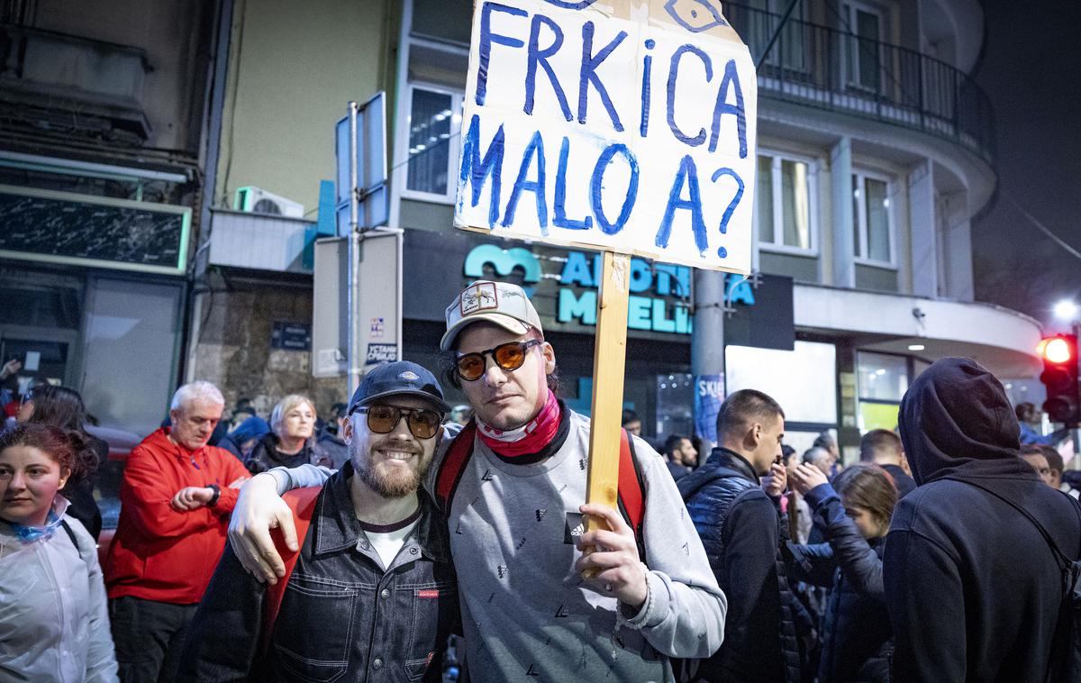 Protesti Beograd 15.03 | Jazz glasbenik Igor Mišković je bil na velikem sobotnem protestu v družbi glasbenika iz skupine Vizelj Pavlom Petrovićem. | Foto Ana Kovač