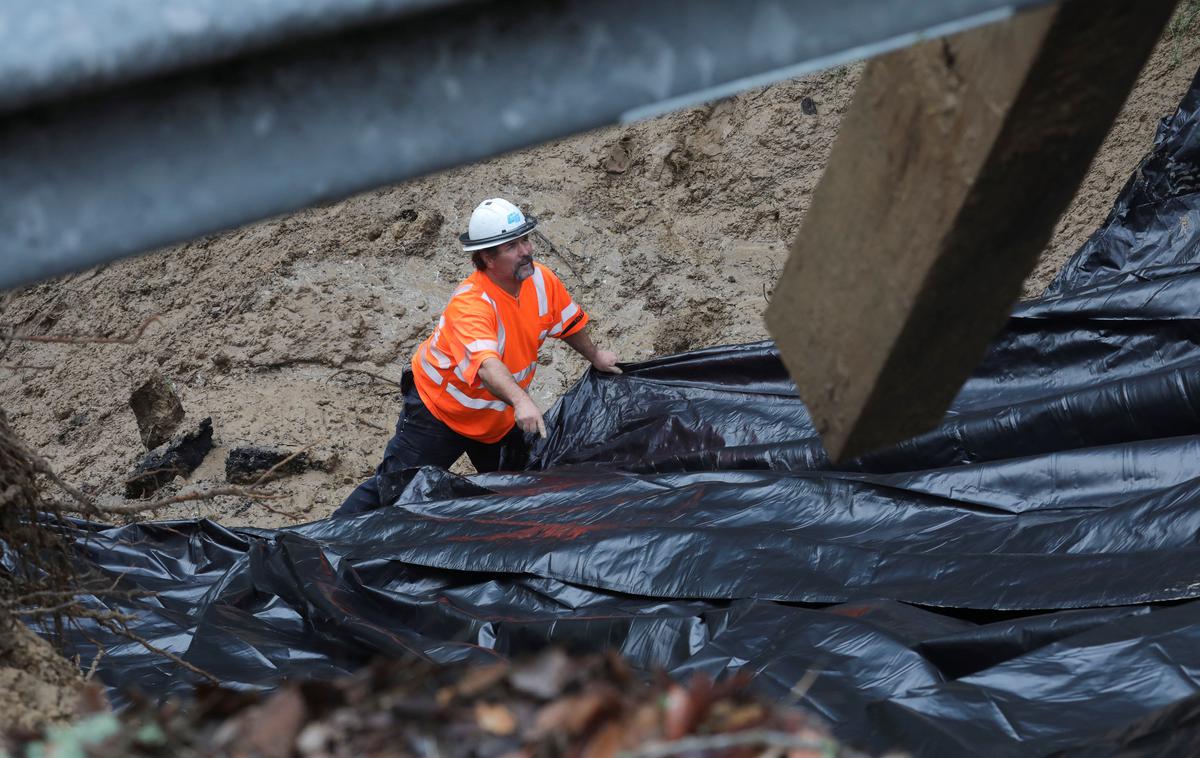 Poplave Kalifornija | Šerifov urad je zaradi poplav ukazal evakuacijo deset tisoč prebivalcev.  | Foto Reuters