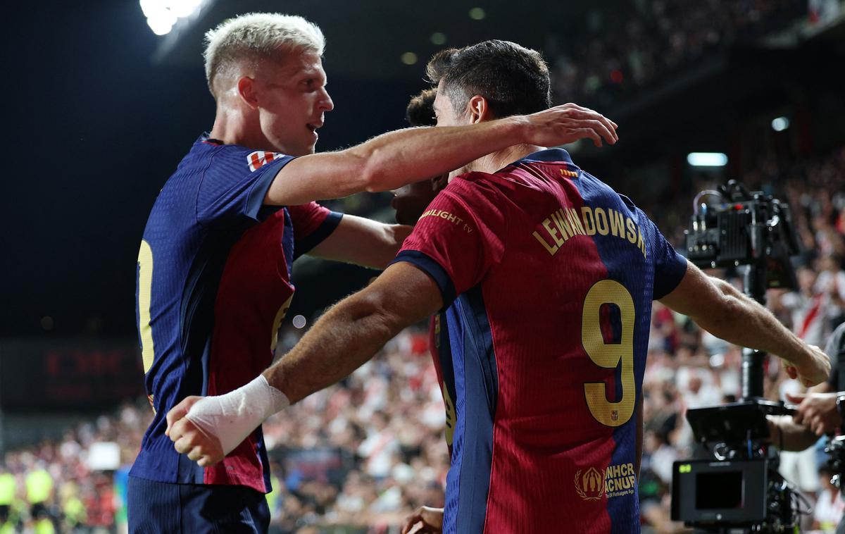 Olmo Lewandowski Barcelona | Dani Olmo je debitiral v španskem prvenstvu. | Foto Reuters