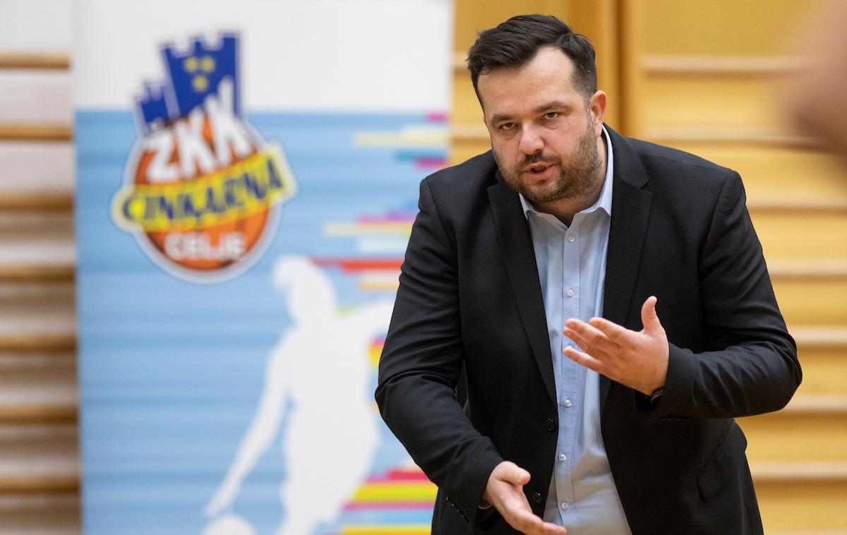 Damir Grgić | Damir Grgić je v zadnjih letih naredil ogromno za razvoj ženske košarke v Sloveniji. | Foto Urban Urbanc