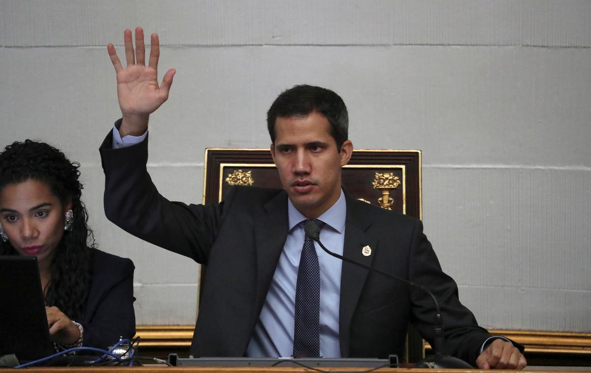 Juan Guaido | Odvzem imunitete Juanu Guaidoju predstavlja resno kršitev venezuelske ustave, je poudarila visoka zunanjepolitična predstavnica EU Federica Mogherini. | Foto Reuters