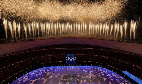 V Pekingu ugasnil olimpijski ogenj in zavihrala italijanska zastava