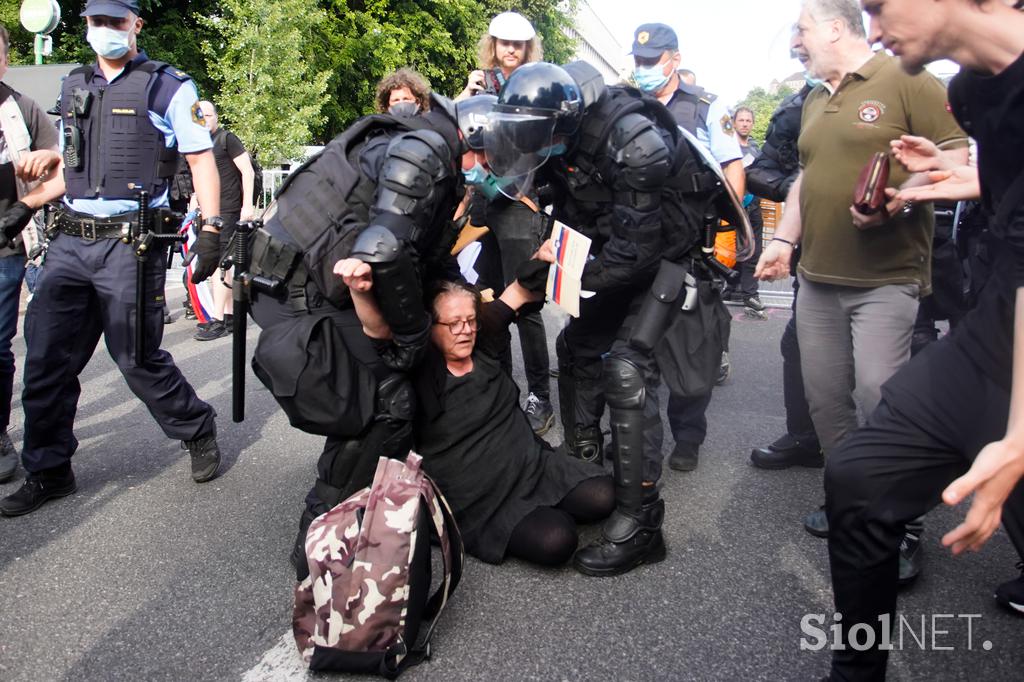 Protest Trg republike