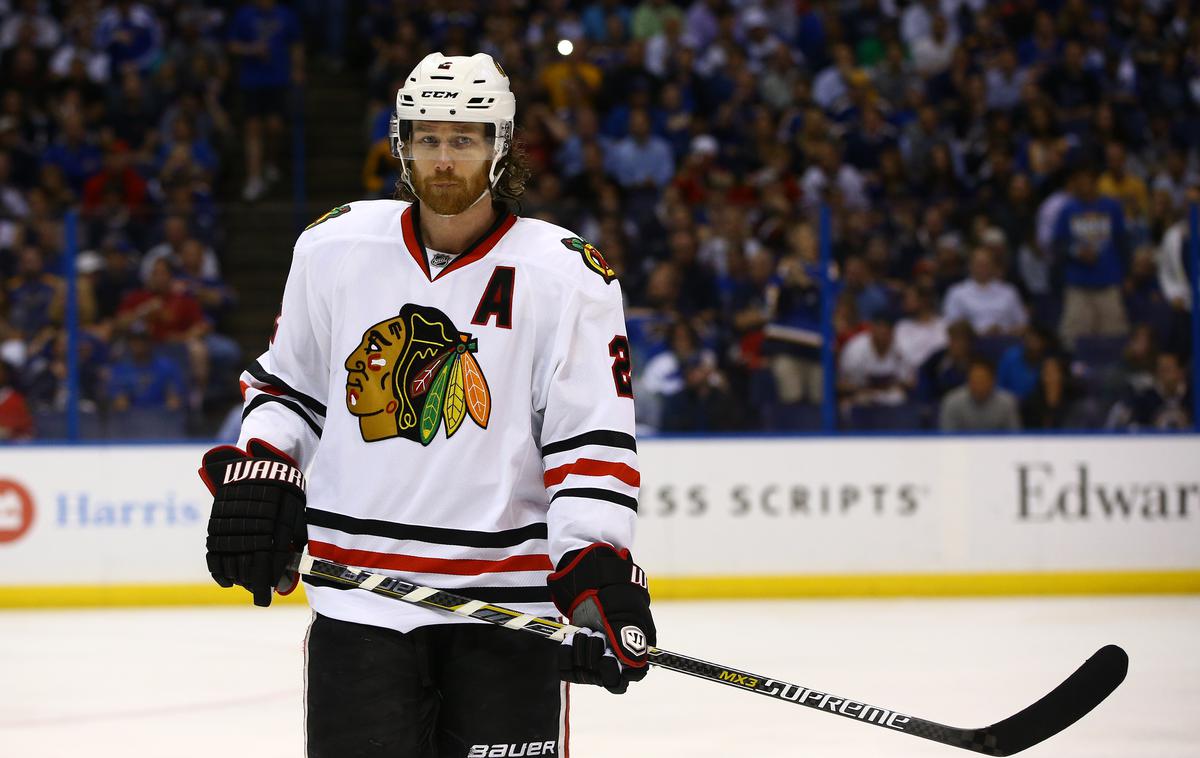 Duncan keith | Duncan Keith se je moral po 16 sezonah posloviti od dresa Chicago Blackhawks. Seli se k Edmonton Oilers. | Foto Guliverimage