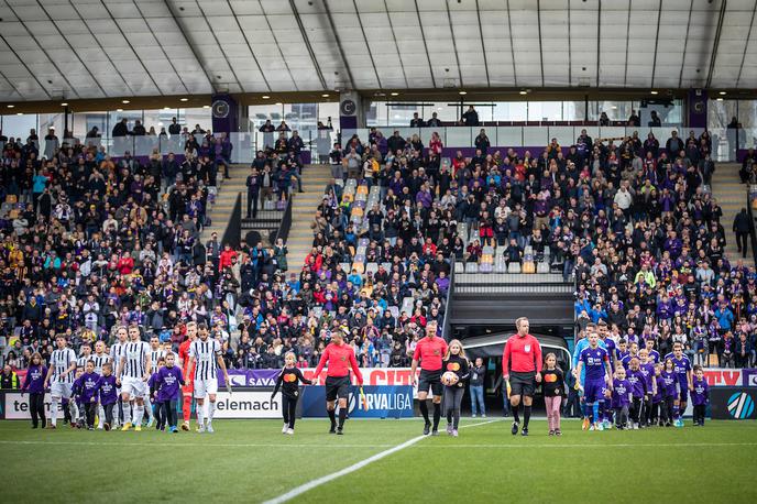 Maribor Mura | Štajersko-prekmurski derbi v Ljudskem vrtu je navdušil veliko število gledalcev. Zbralo se jih je 7.200. | Foto Blaž Weindorfer/Sportida