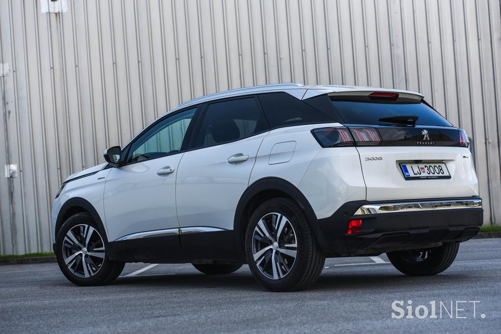 Peugeot 3008 hybrid 225