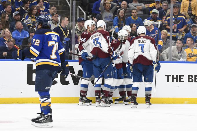 Nazem Kadri je v St. Louisu blestel s tremi goli in podajo. | Foto: Reuters