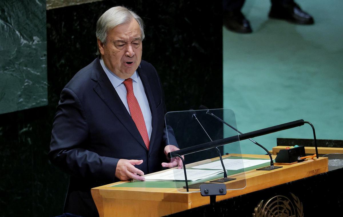 Antonio Guterres | "Stanje sveta je nevzdržno in tako več ne moremo naprej," je bil v svojem nagovoru jasen generalni sekretar ZN Antonio Guterrs. | Foto STA