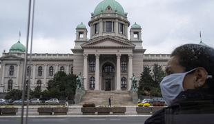 V Srbiji rekordno število novih okužb