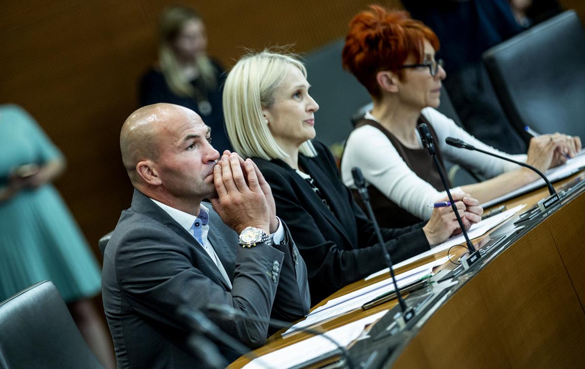 Seja vlade. Dejan Zavec. | Poslanec Gibanja Svoboda Dejan Zavec bo med mandatom v parlamentu tudi trener boksa pri Boksarski zvezi Slovenije. | Foto Ana Kovač