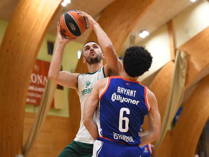 Cedevita Olimpija Anadolu Efes | Foto: Tine Ružič/Cedevita Olimpija