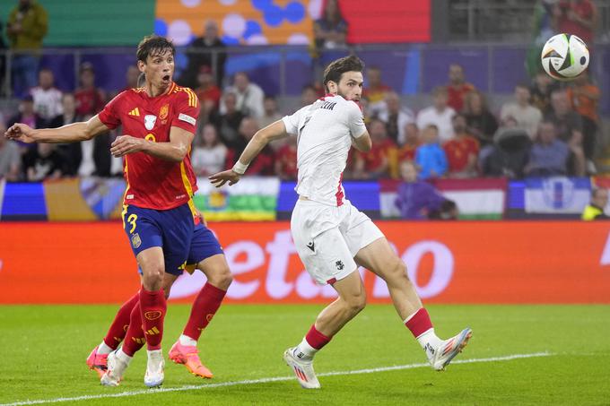 Robin Le Normand (levo) je zabil avtogol. | Foto: Guliverimage