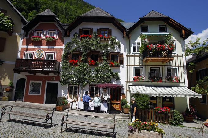 Slovenija je po drugi svetovni vojni zmanjšala svoj zaostanek za Avstrijo. Glede na kupno moč se je bogati severni sosedi najbolj približala leta 1979. | Foto: Reuters