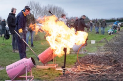 Tragedije ob uporabi pirotehnike: umrlo več ljudi, tudi 12-letni otrok