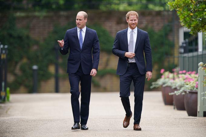 Princa William in Harry ob odkritju spomenika princesi Diani. | Foto: Reuters